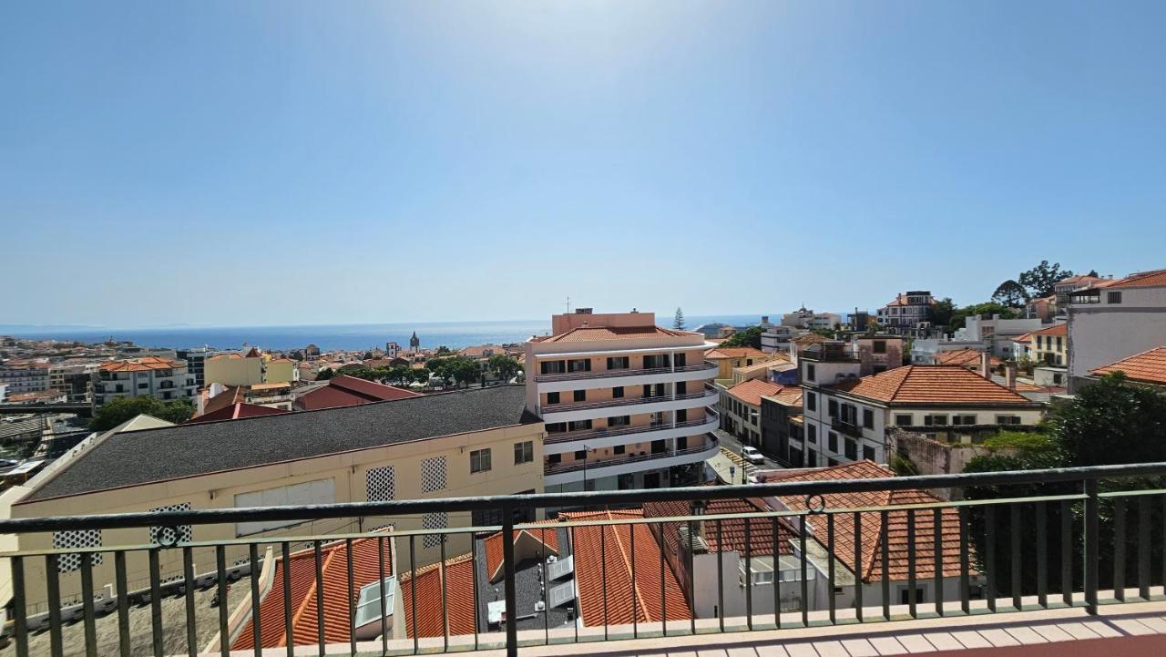 Garden And Seaview Apartment - Free Parking Funchal (Madeira) Exterior foto